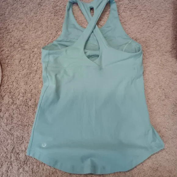 Green lulu tank⭐️ - Picture 3 of 4